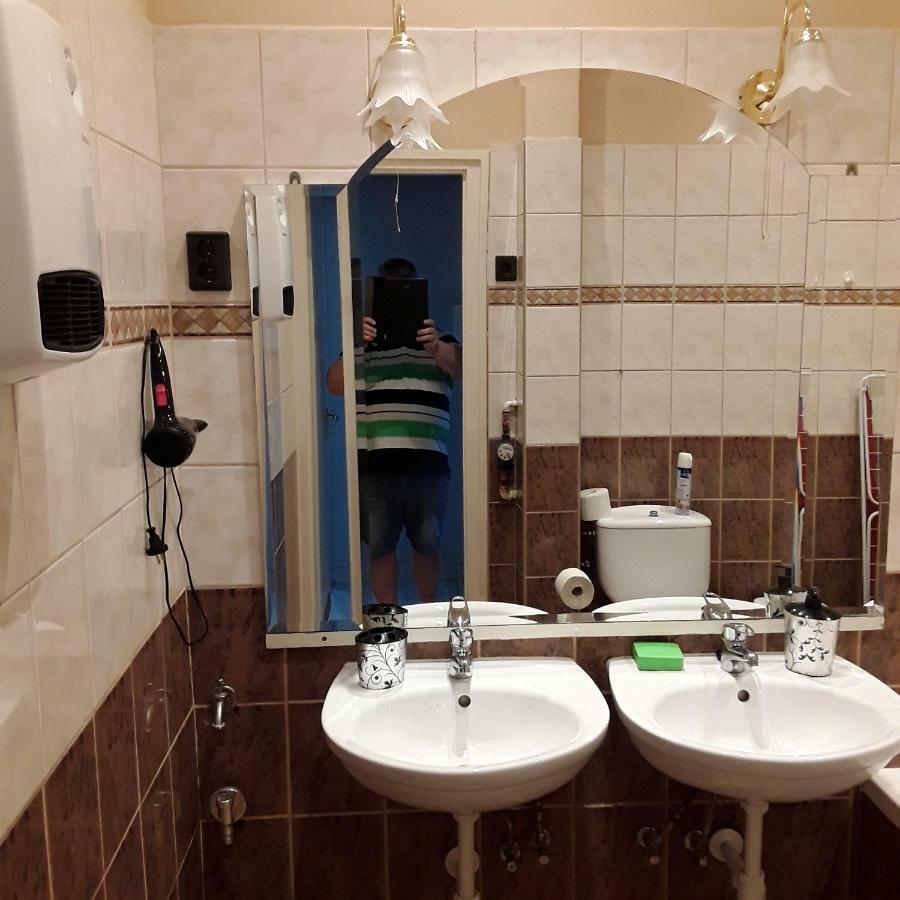 דברצן Civis Gold Apartman מראה חיצוני תמונה
